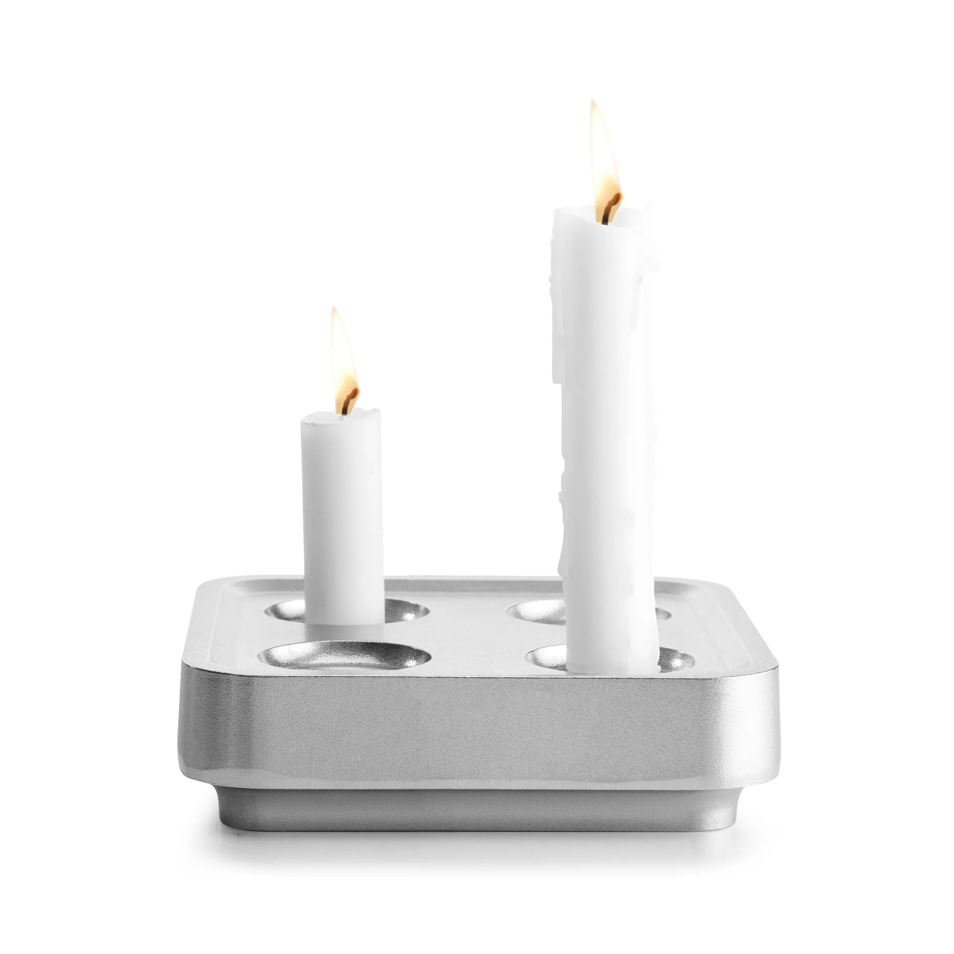 Candelabro Stumpastaken Fyran, aluminio pulido Born In Sweden