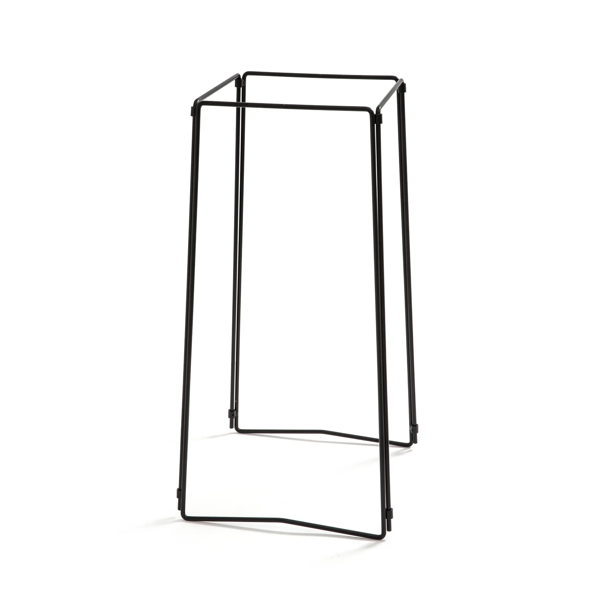 Soporte para portavelas Stumpastaken, negro Born In Sweden