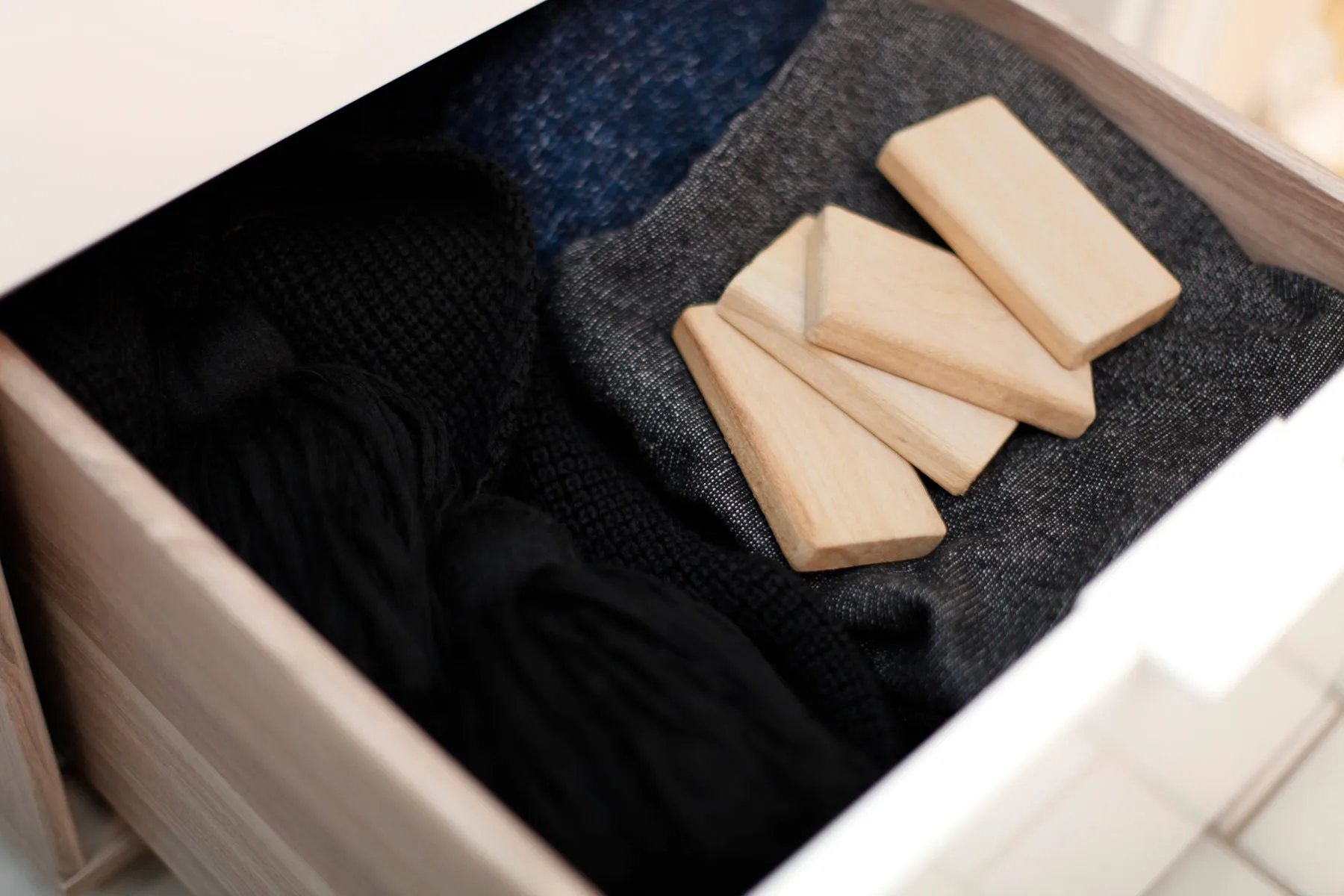 Bloque de fragancia Bosign de madera de cedro blanco , 4-pack Bosign