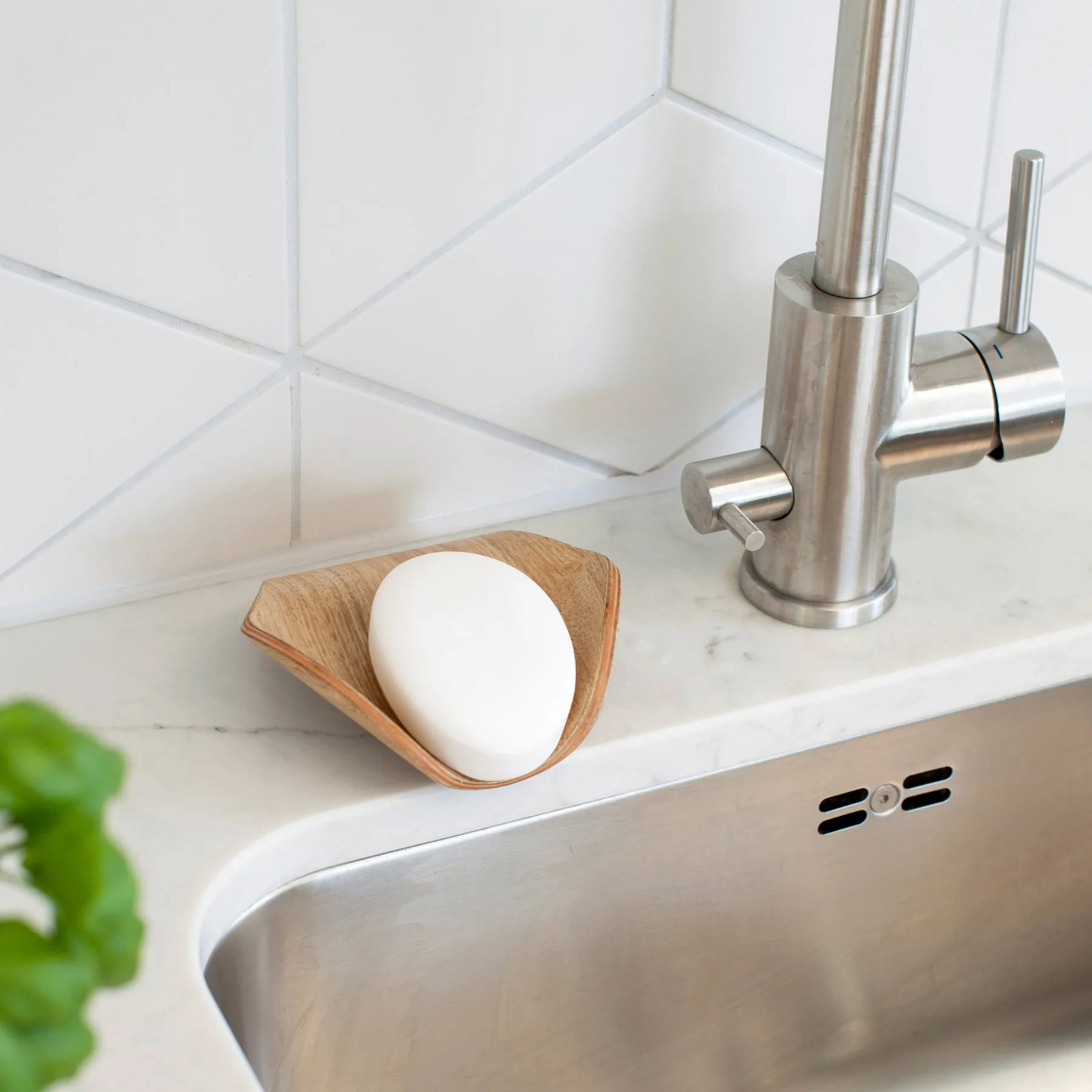 Jabonera con escurridor Leaf™ 11,5 x 11,5 cm, Sauce Bosign