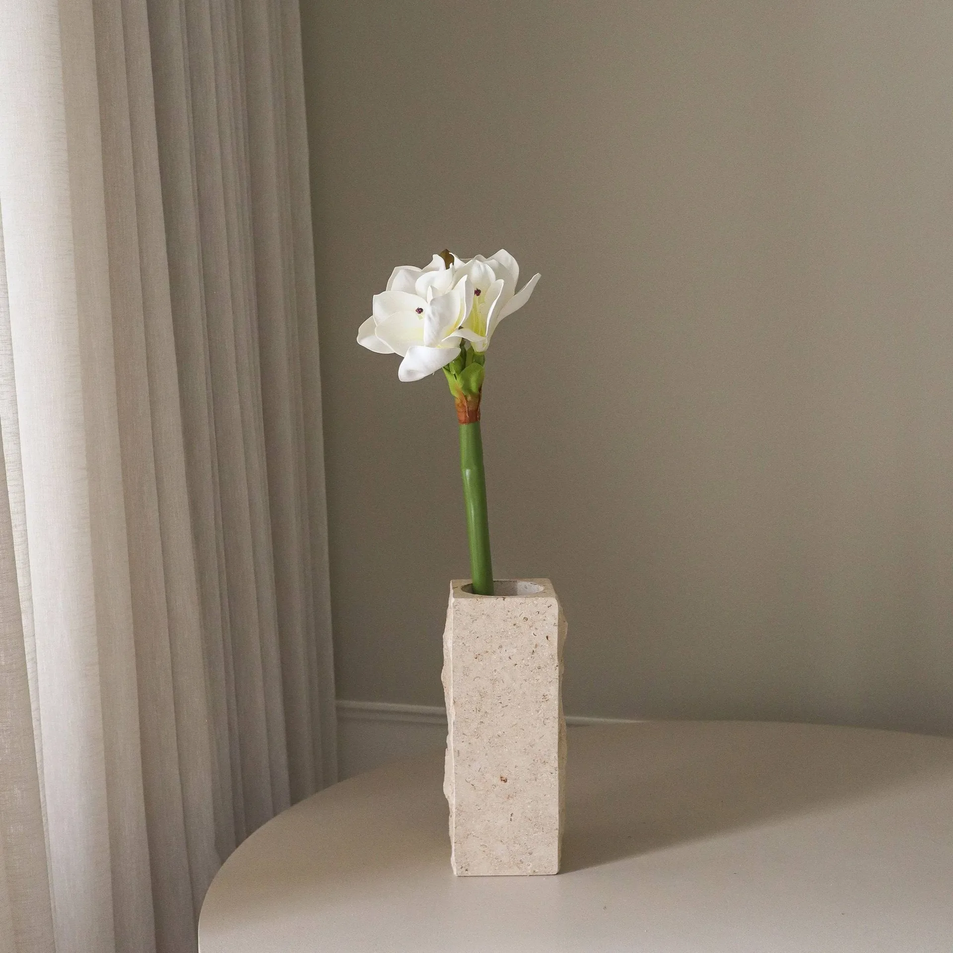 Flor sintética Amaryllis, Blanco, 73 cm Botané