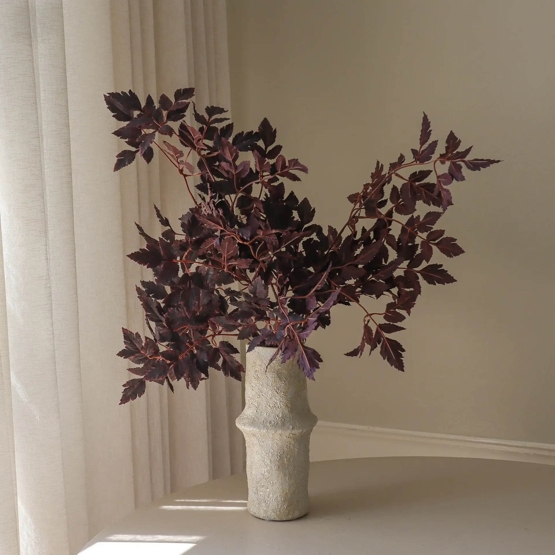 Ramo artificial Burgundy Plum Leaves, 85 cm, 4 uds Botané