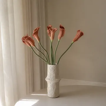 Ramo artificial de calas - Marrón, 62 cm, 8 uds - Botané
