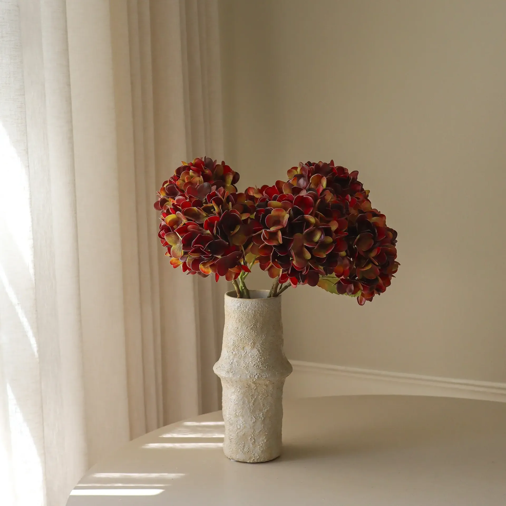 Ramo artificial de hortensias, Deep burgundy, 60 cm, 6 uds Botané