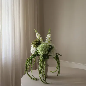 Ramo artificial Enchanted Matcha - Espuela de caballero-amaranto-hortensia-cactus, 9 ud. - Botané