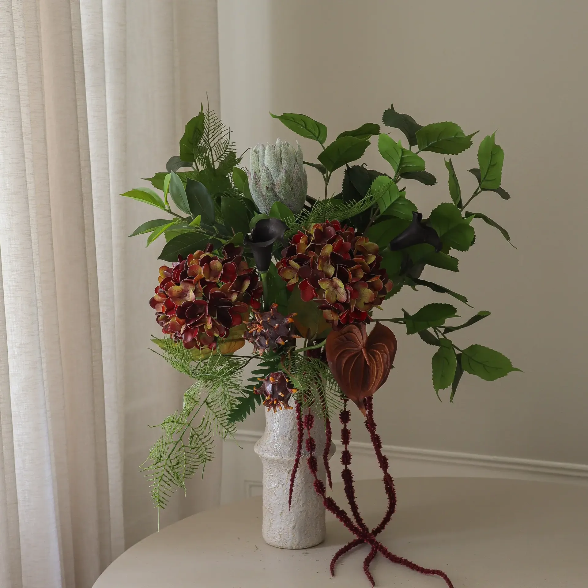 Ramo artificial Noir Botanica, Hortensia-cala-anturio 112 cm, 15 uds Botané
