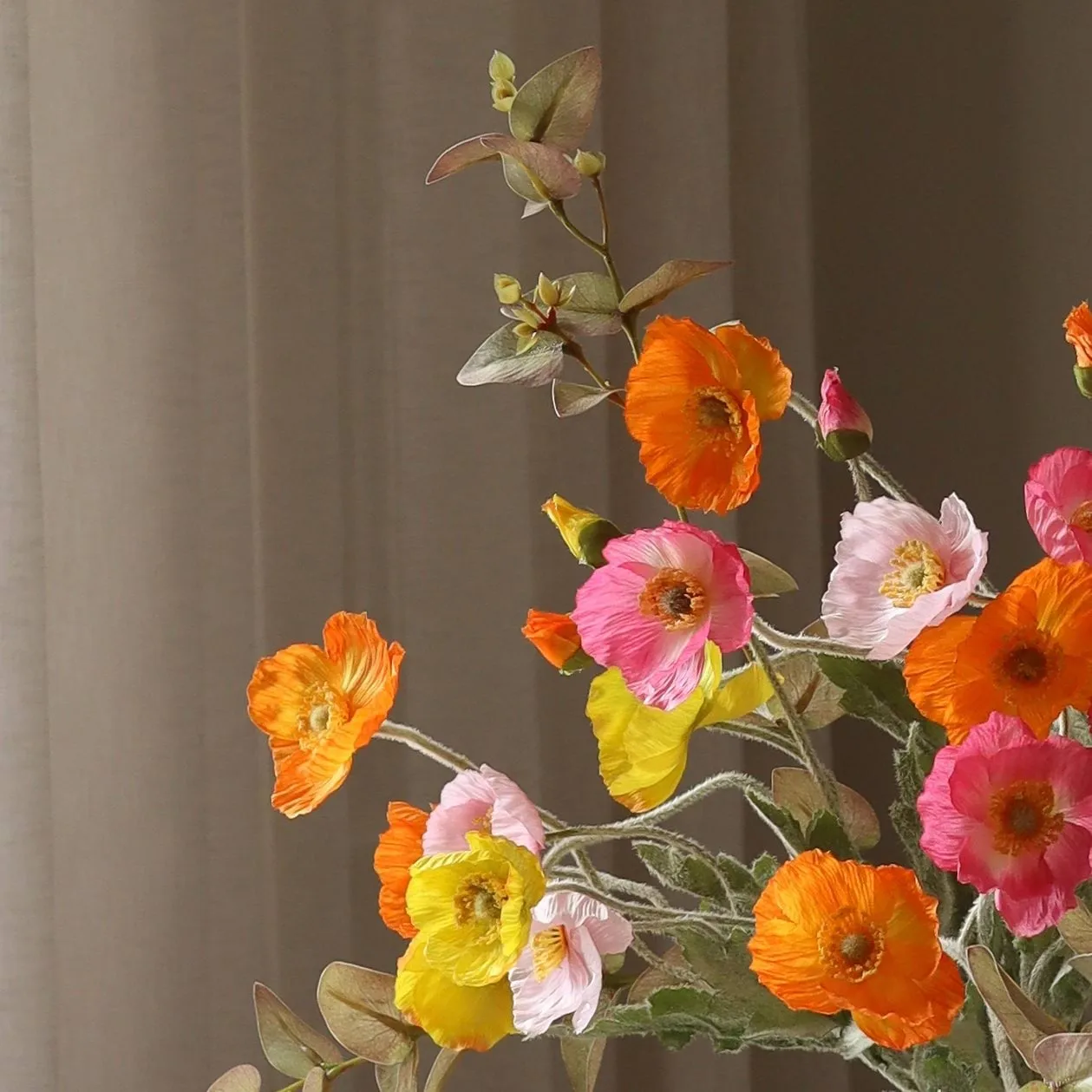 Ramo artificial Poppy Spritz, Amapola-eucalipto, 10 ud. Botané