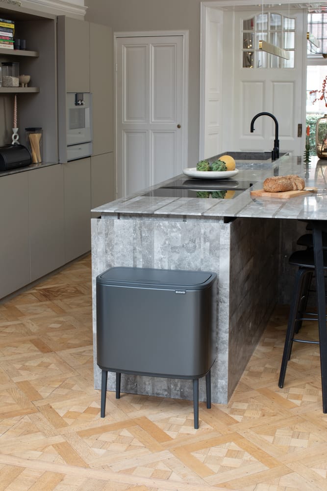 Bo Touch Bin 36 L, Confident Grey Brabantia