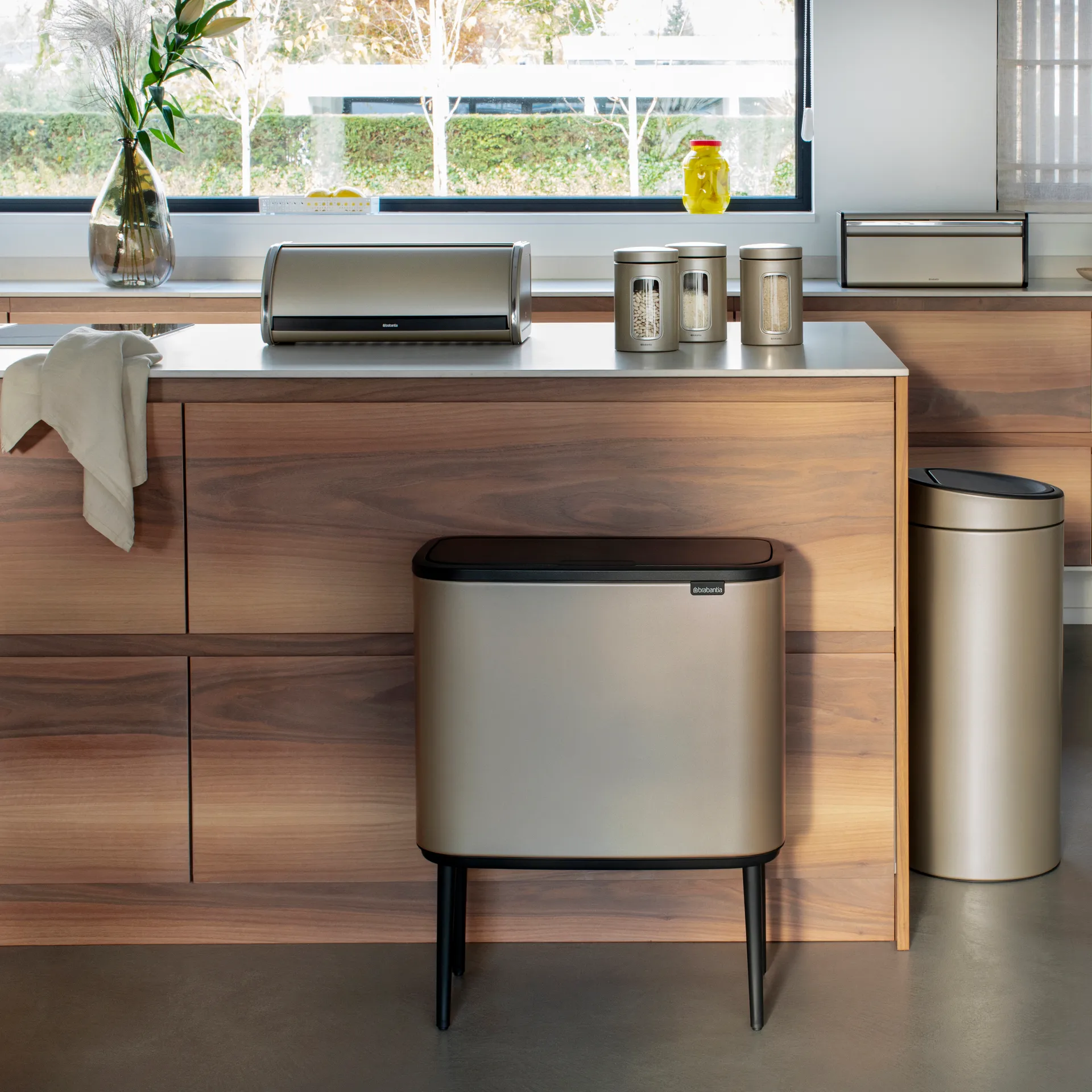 Bo Touch Bin 36 L, Metallic Gold Brabantia