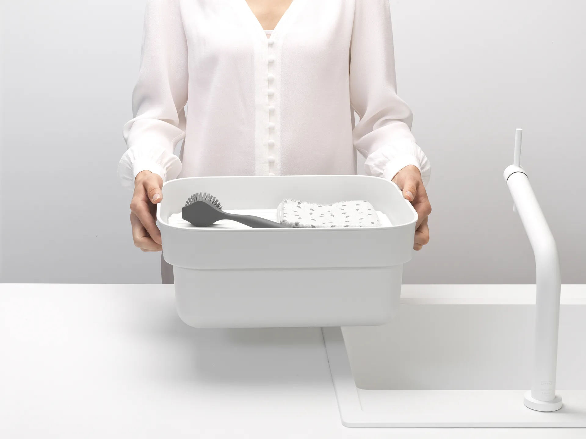 Bol para fregar a mano con bandeja de secado Sinkside 34x37 cm, gris claro Brabantia