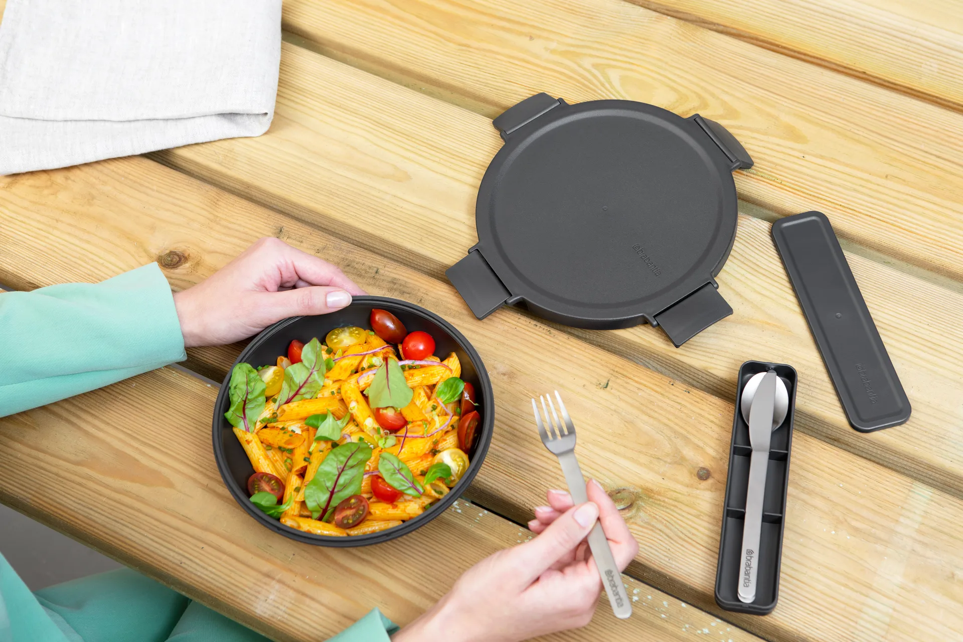 Caja para almuerzo Make & Take 1 L, gris oscuro Brabantia