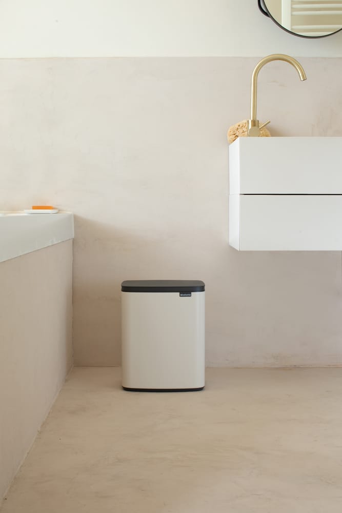 Cubo de basura Bo 12 L, Soft Beige Brabantia