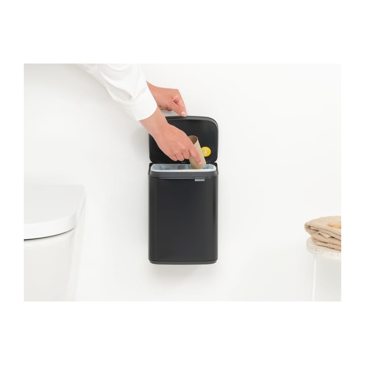 Cubo de basura Bo 4 L, Negro mate Brabantia