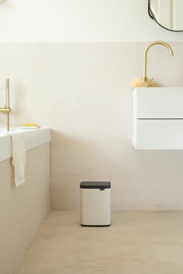 Cubo de basura Bo 4 L - Soft Beige - Brabantia