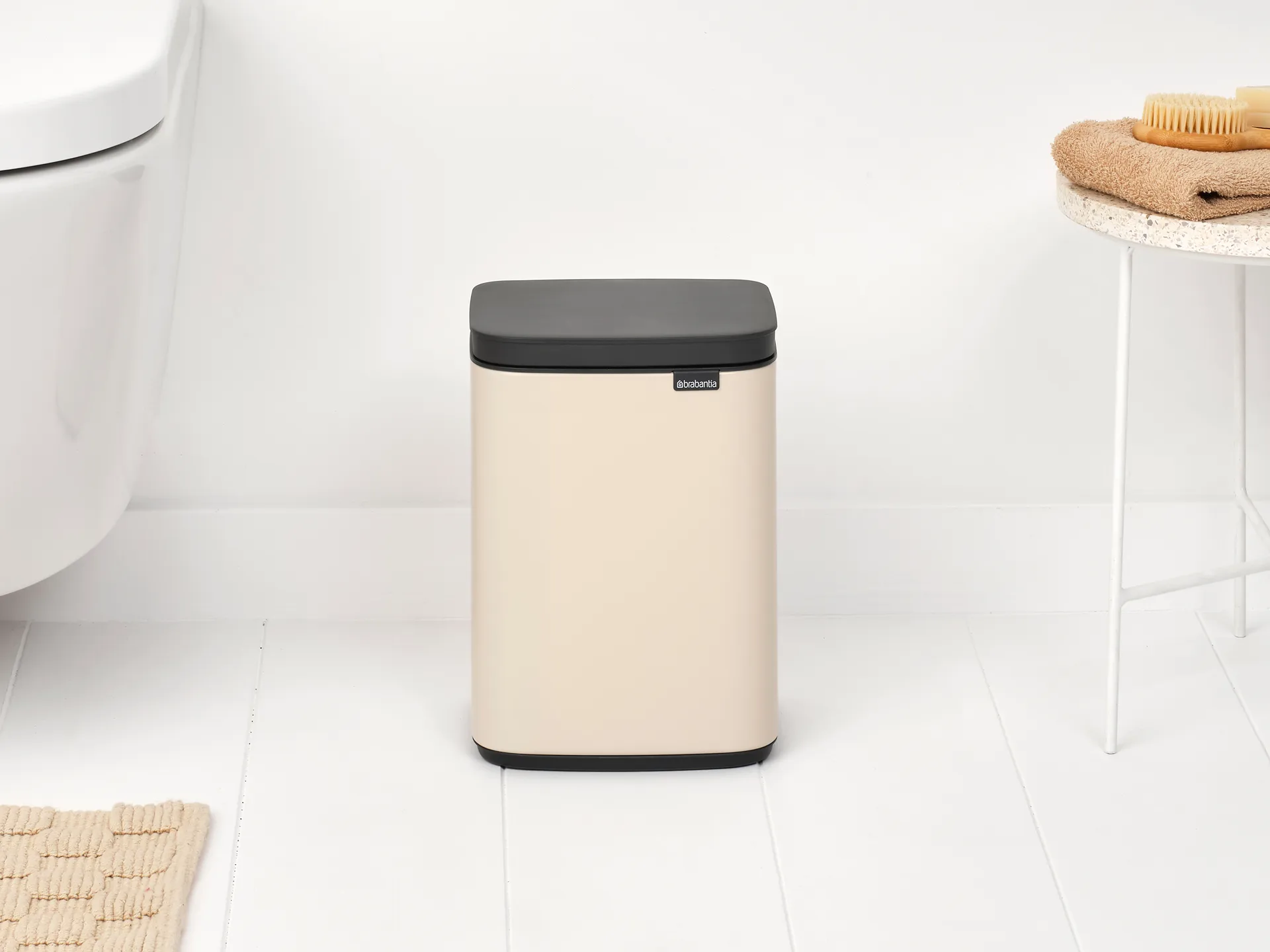Cubo de basura Bo 4 L, Soft Beige Brabantia