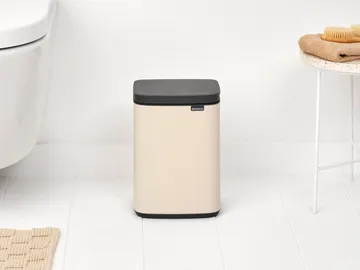 Cubo de basura Bo 4 L - Soft Beige - Brabantia