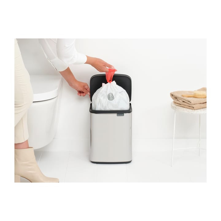 Cubo de basura Bo 7 L, Acero cepillado brillante Brabantia