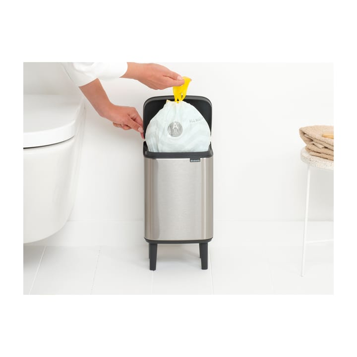 Cubo de basura Bo alto 4 L, Acero cepillado mate Brabantia