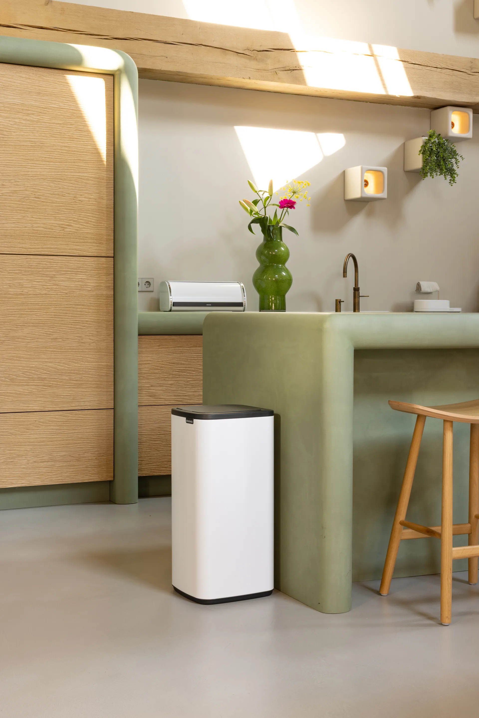 Cubo de basura Bo Touch Bin 30 L, Blanco Brabantia