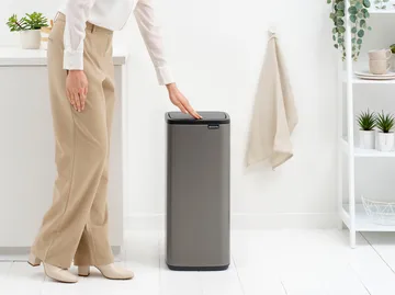 Cubo de basura Bo Touch Bin 30 L - Platino - Brabantia
