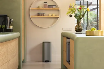 Cubo de basura con pedal Bo 30 L - Platino - Brabantia