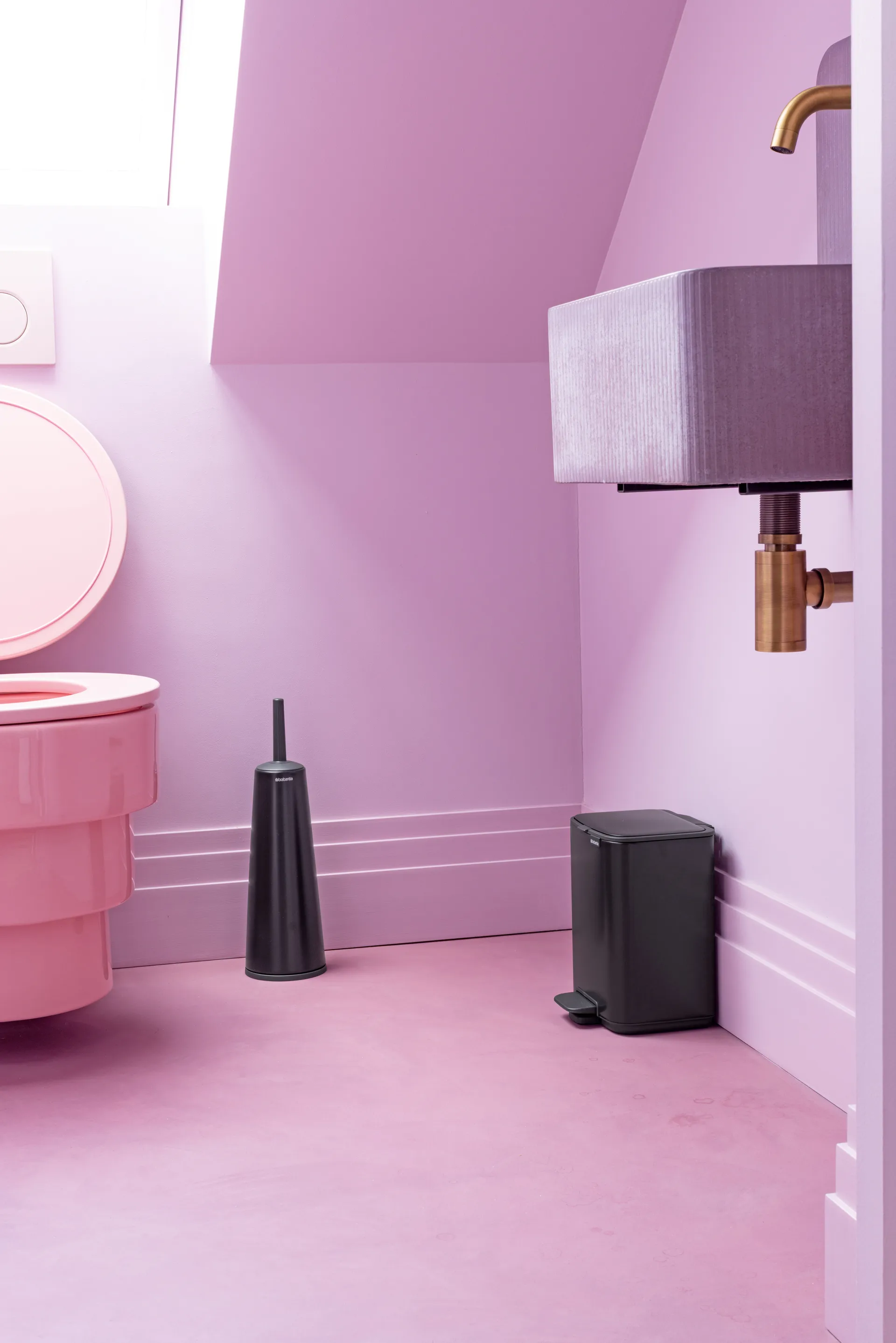 Cubo de basura con pedal Bo 4 L, Negro mate Brabantia