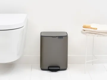 Cubo de basura con pedal Bo 7 L - Platino - Brabantia