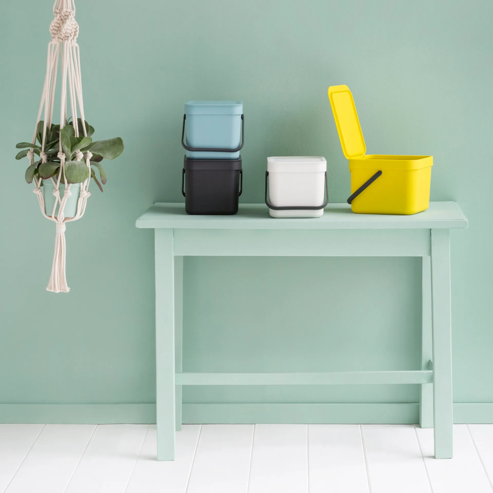 Cubo de basura Short & Go 6L, gris Brabantia