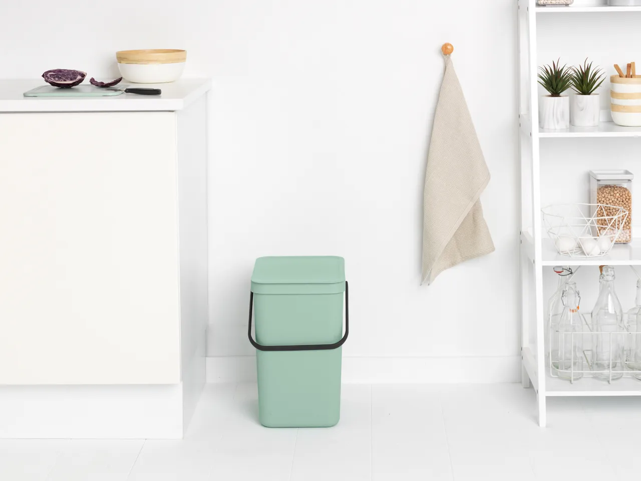 Cubo de basura Sort & Go 25 L, Verde jade Brabantia