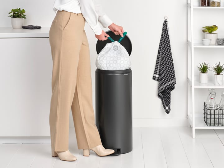 Cubo de pedal new Icon 30L, Confident Grey Brabantia
