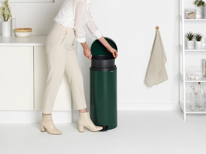 Cubo de pedal new Icon 30L, Pine green Brabantia