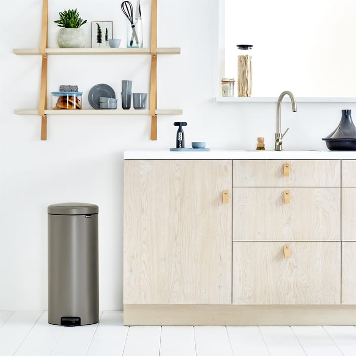 Cubo de pedal new Icon 30L, platino Brabantia