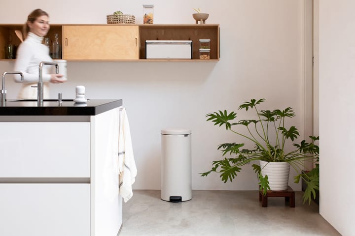 Cubo de pedal new Icon 30L, Soft beige Brabantia