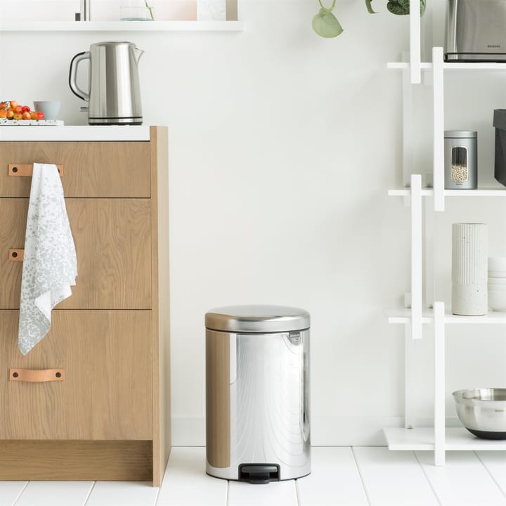 Cubo de pedal newIcon 20L, Brilliant steel Brabantia