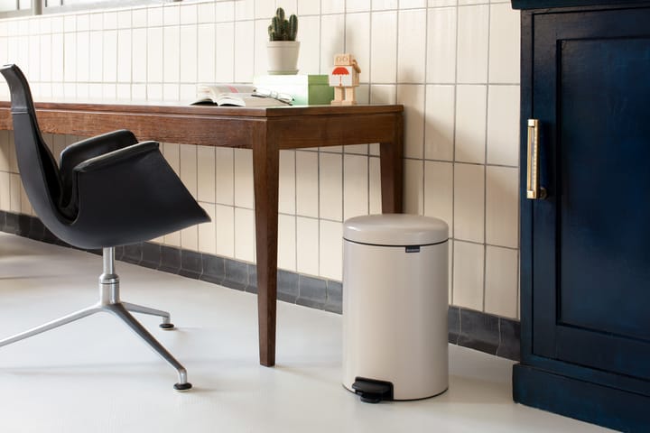 Cubo de pedal newIcon 20L, Soft beige Brabantia