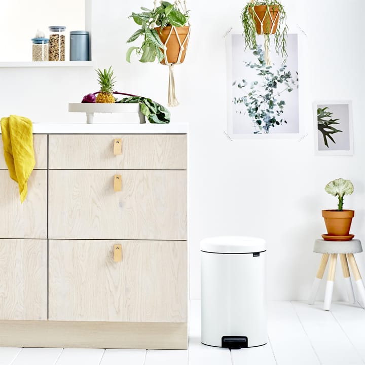 Cubo de pedal newIcon 20L, White (blanco) Brabantia