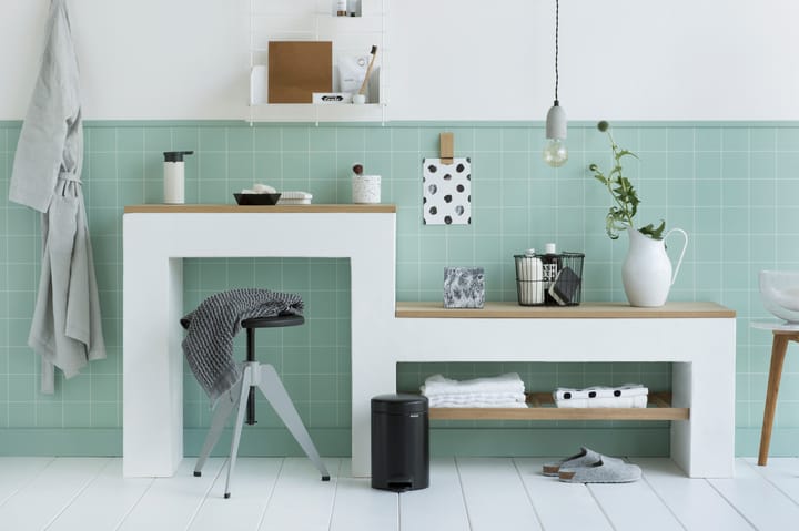 Cubo pedal newIcon 3L, Matt black (negro) Brabantia