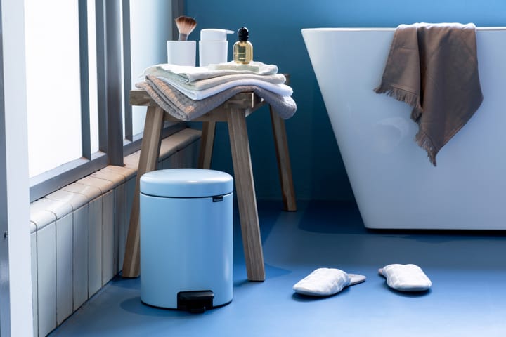 Cubo pedal newIcon 5L, Dreamy blue Brabantia