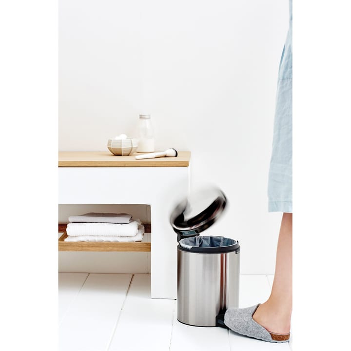 Cubo pedal newIcon 5L, Matt steel fingerprint proof Brabantia