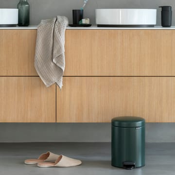 Cubo pedal newIcon 5L - Pine green - Brabantia