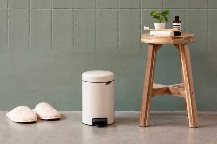 Cubo pedal newIcon 5L, Soft beige Brabantia