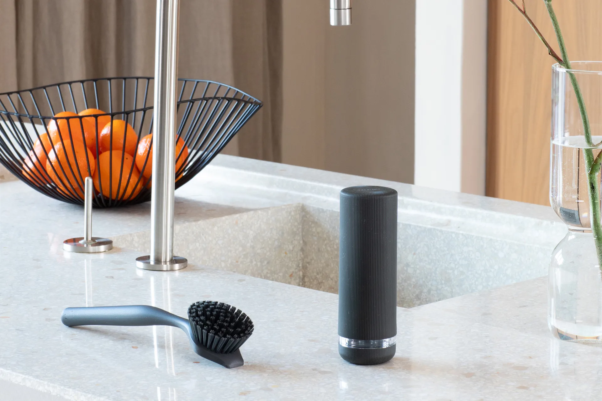 Dispensador de detergente SinkStyle, Mineral Infinite Grey Brabantia