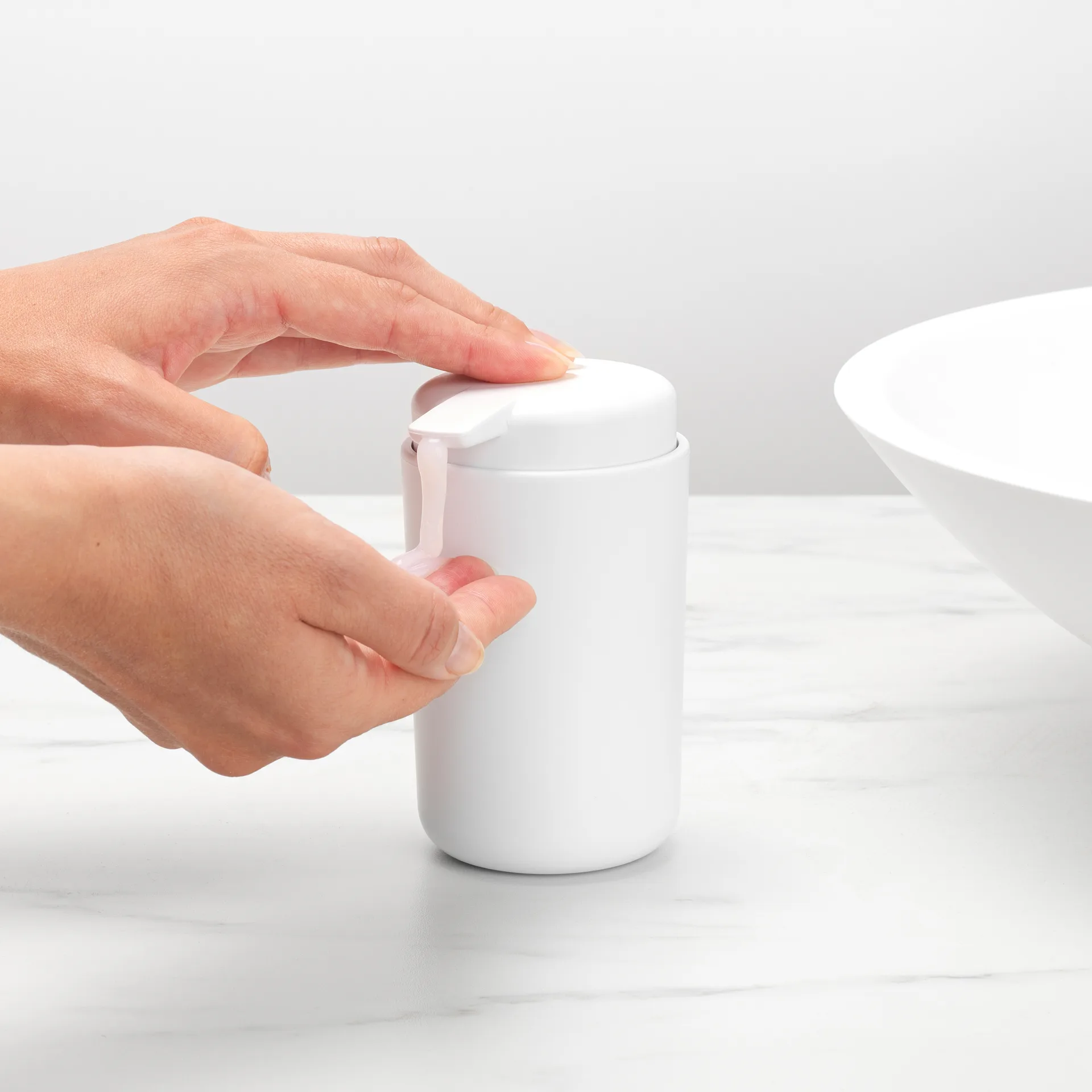 Dispensador de jabón ReNew Brabantia 14 cm, blanco Brabantia