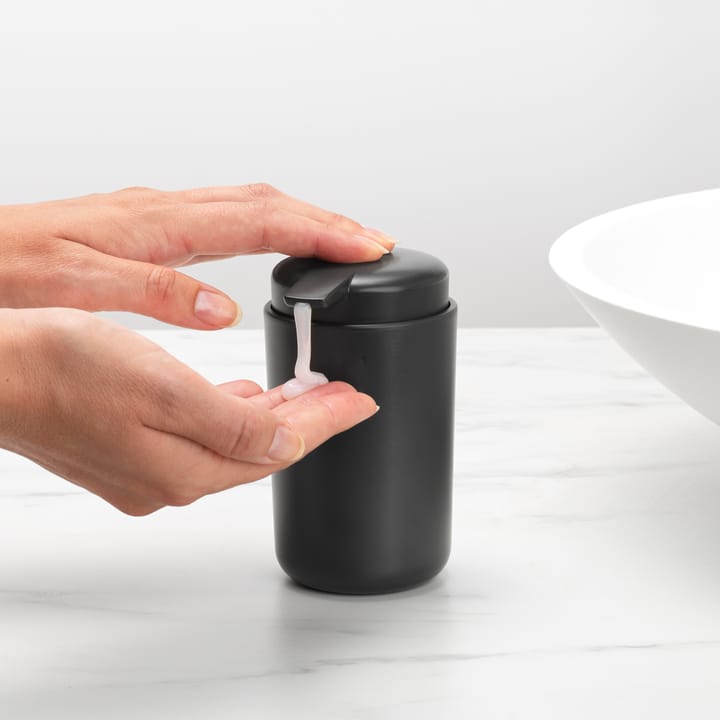 Dispensador de jabón ReNew Brabantia 14 cm, gris oscuro Brabantia