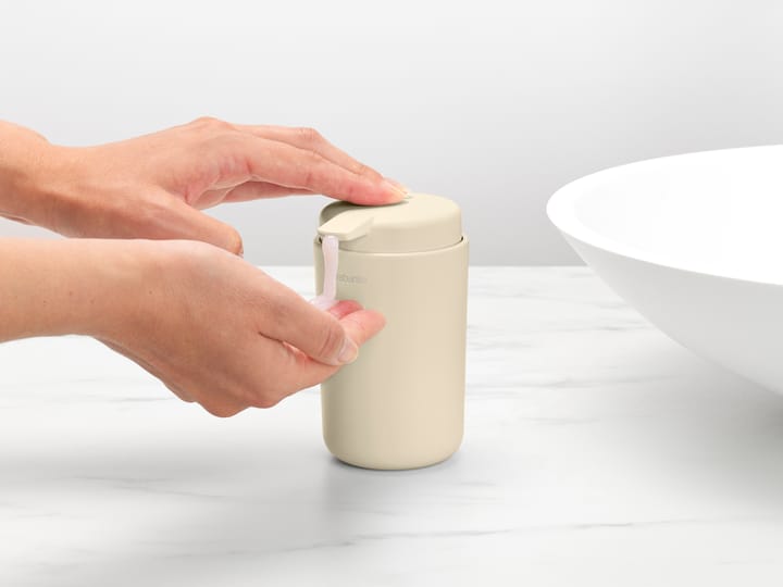 Dispensador de jabón ReNew Brabantia 14 cm, Soft Beige Brabantia