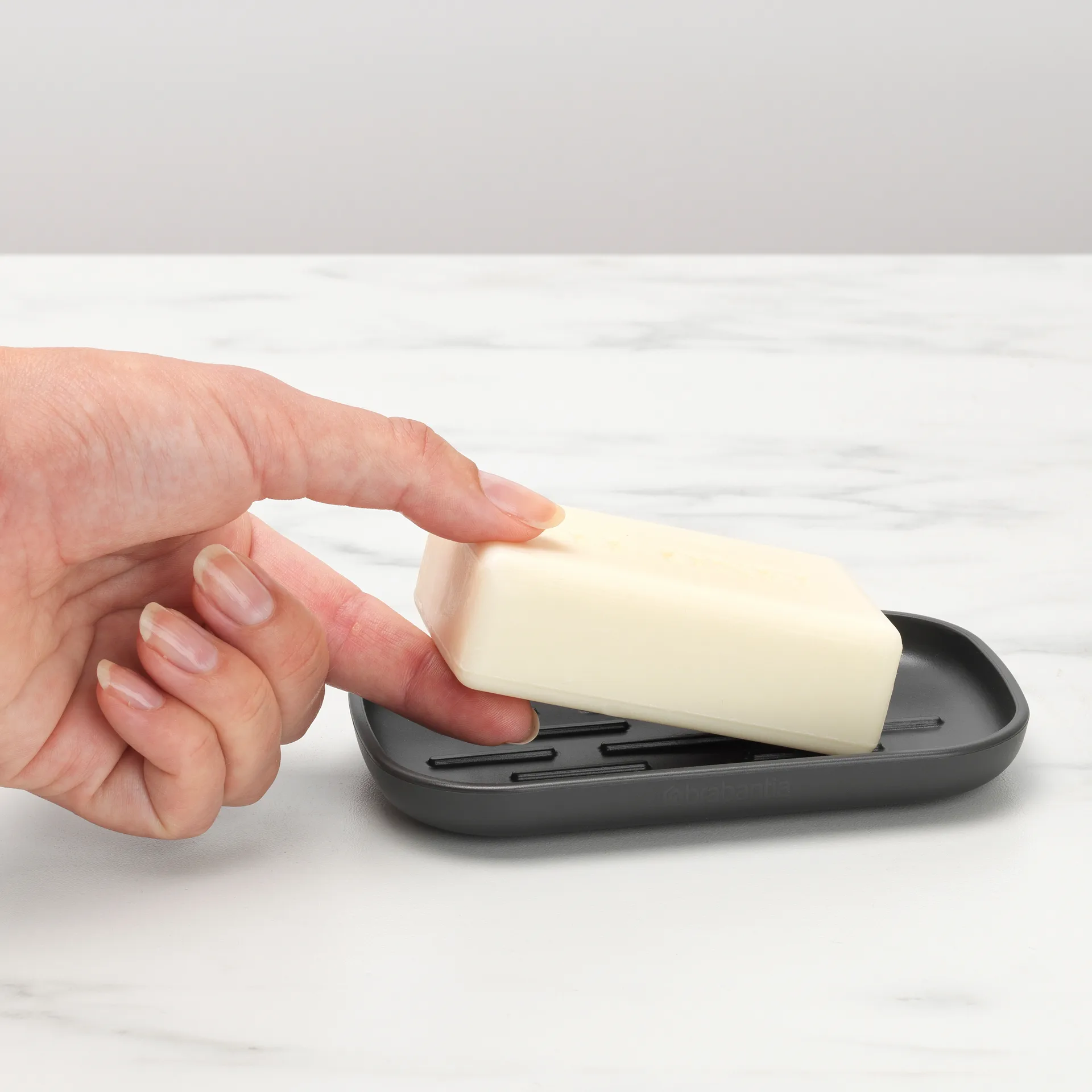 Jabonera ReNew Brabantia, gris oscuro Brabantia