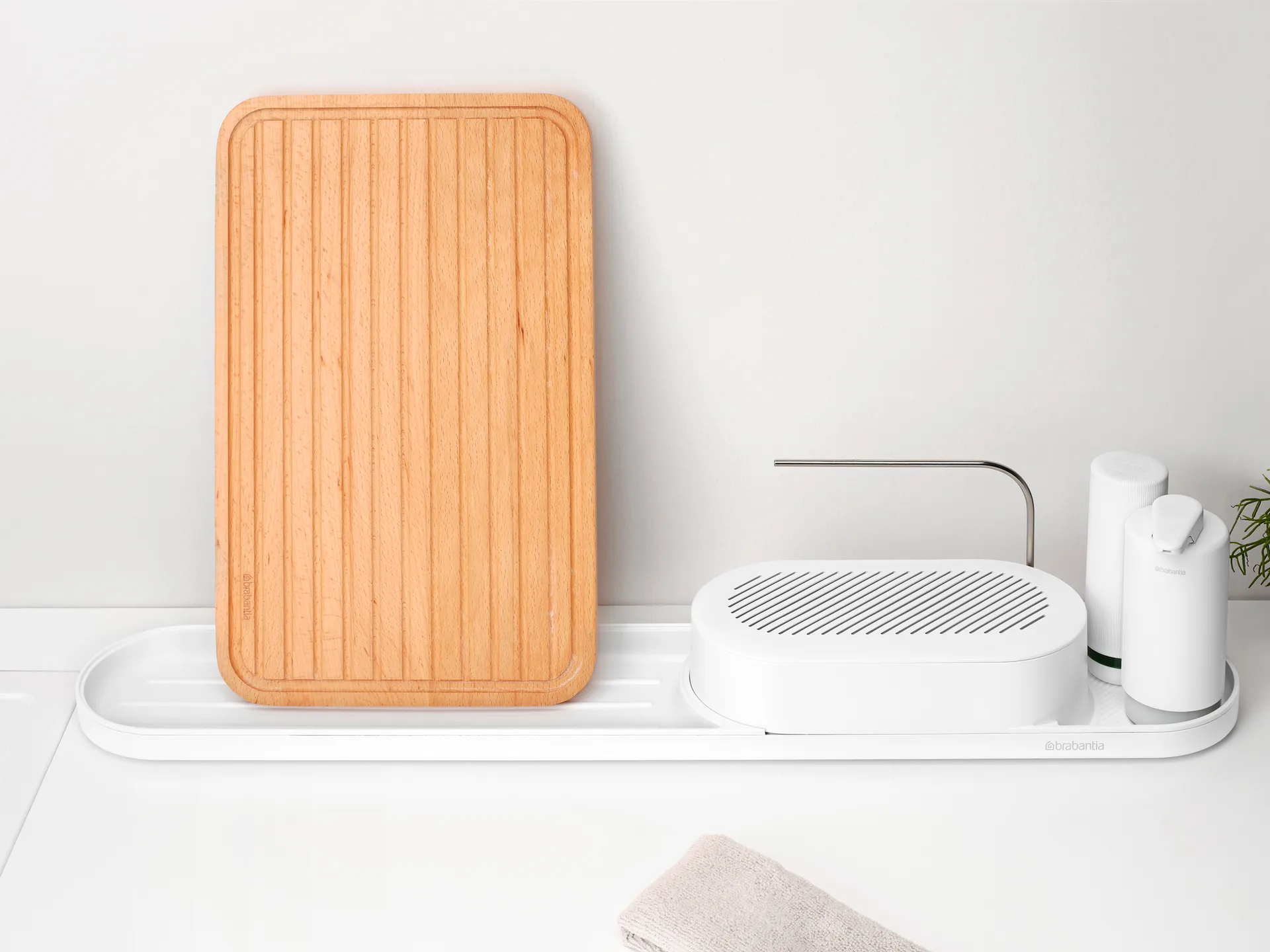 Organizador de fregadero SinkStyle, set de 4 piezas, Mineral Fresh White Brabantia