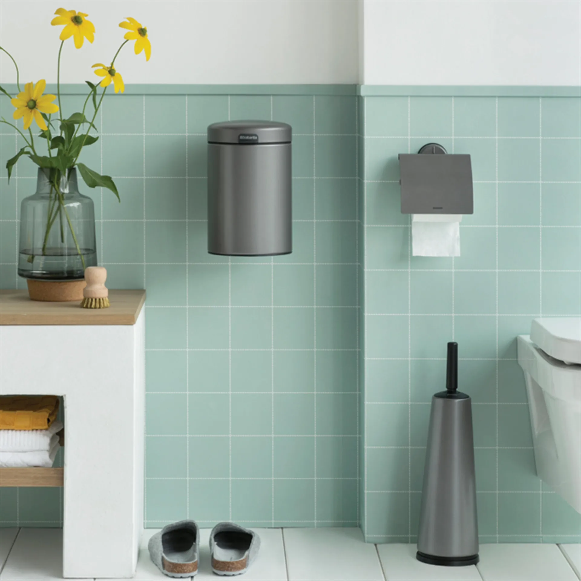 Portaescobillas de inodoro ReNew Brabantia, platino Brabantia
