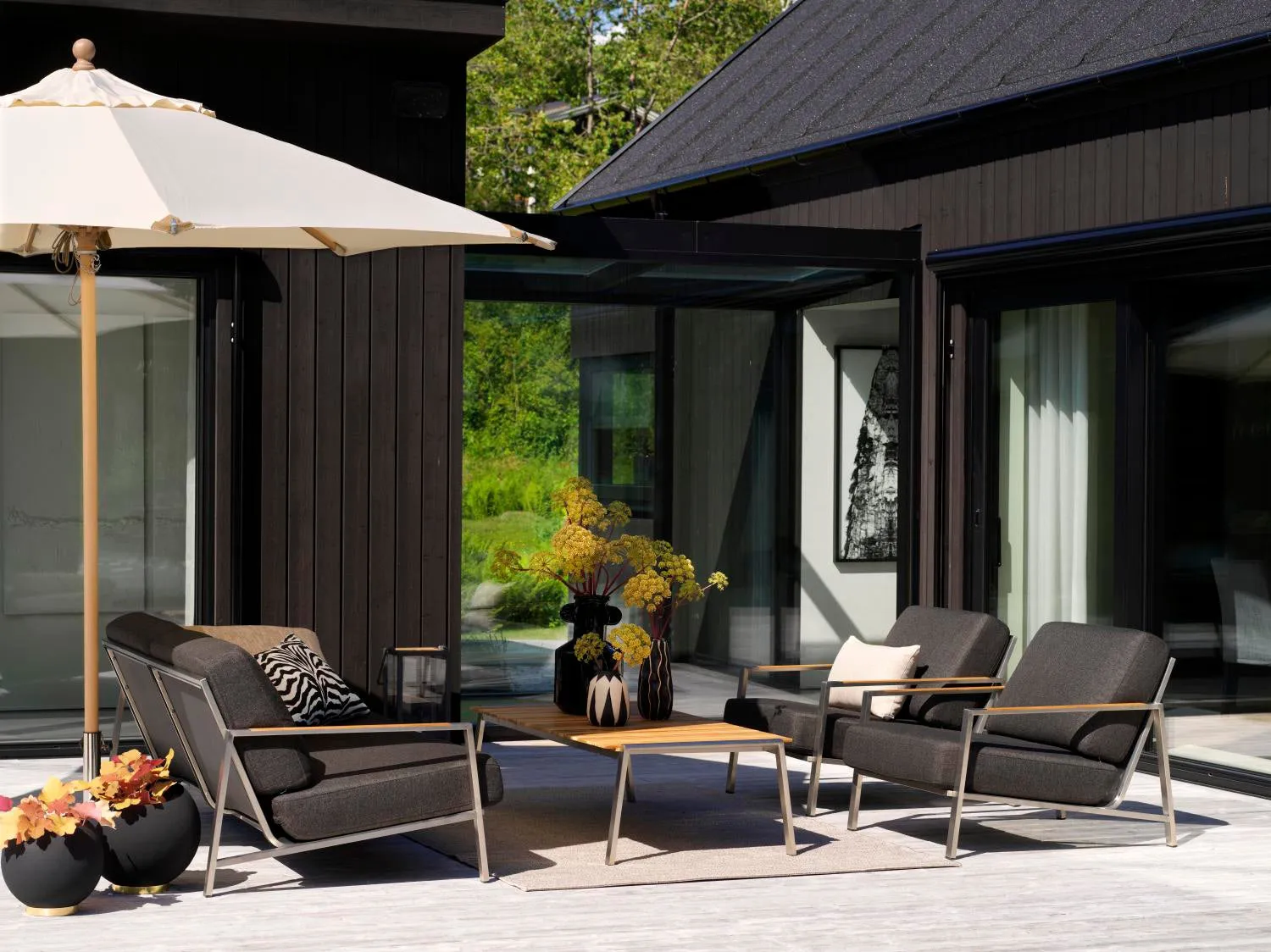 Butaca Naos, Acero inoxidable-nearly black Brafab