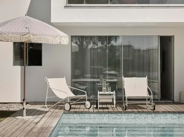 Mesa auxiliar Poul Table - White-off white, 72x44 cm - Brafab